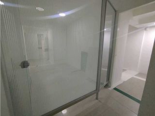 Foto 4 de LOCAL COMERCIAL 3 NIVELES EN LAURELES