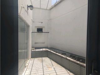 Foto 68 de LOCAL COMERCIAL 3 NIVELES EN LAURELES