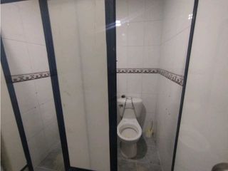 Foto 57 de LOCAL COMERCIAL 3 NIVELES EN LAURELES