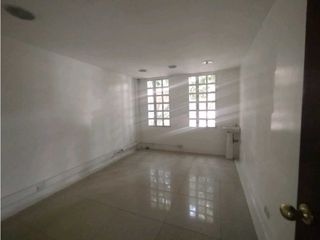 Foto 60 de LOCAL COMERCIAL 3 NIVELES EN LAURELES