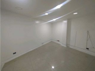 Foto 63 de LOCAL COMERCIAL 3 NIVELES EN LAURELES