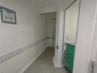 Foto 20 de LOCAL COMERCIAL 3 NIVELES EN LAURELES