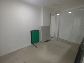 Foto 7 de LOCAL COMERCIAL 3 NIVELES EN LAURELES