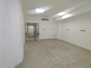 Foto 38 de LOCAL COMERCIAL 3 NIVELES EN LAURELES