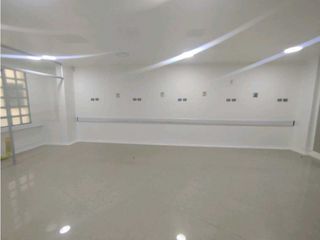 Foto 15 de LOCAL COMERCIAL 3 NIVELES EN LAURELES
