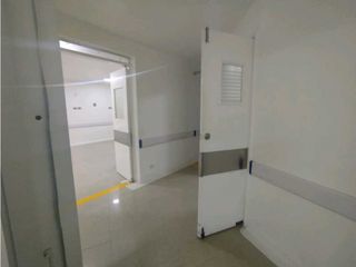 Foto 12 de LOCAL COMERCIAL 3 NIVELES EN LAURELES