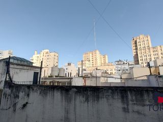 Foto 10 de Oficina de 32m² en Recoleta – Muy luminosa, ideal para uso profesional