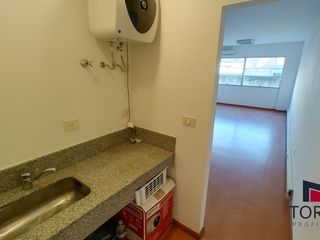 Foto 7 de Oficina de 32m² en Recoleta – Muy luminosa, ideal para uso profesional