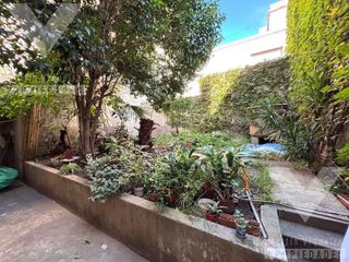 Foto 29 de Dos ambientes con dos patios en PB. Pedro Goyena y Senillosa.