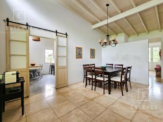 Foto 13 de Casa con pileta y jardín parquizado en venta. Barrio Cerrado San Matías, Escobar