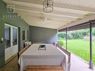 Foto 47 de Casa con pileta y jardín parquizado en venta. Barrio Cerrado San Matías, Escobar