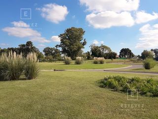 Foto 80 de Casa con pileta y jardín parquizado en venta. Barrio Cerrado San Matías, Escobar