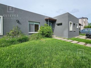 Foto 62 de Casa con pileta y jardín parquizado en venta. Barrio Cerrado San Matías, Escobar