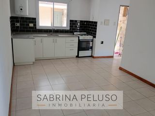 Foto 3 de Venta Dpto. 2 Amb con patio y cochera -Complejo Solares I- Moreno