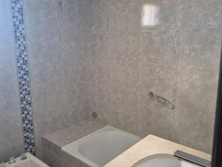 Foto 5 de Departamento en  alquiler rivadavia 500