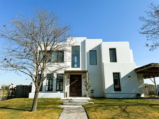 Foto 8 de NUEVO PRECIO! Casa en Venta a la Laguna en San Matías