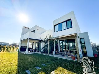Foto 60 de NUEVO PRECIO! Casa en Venta a la Laguna en San Matías