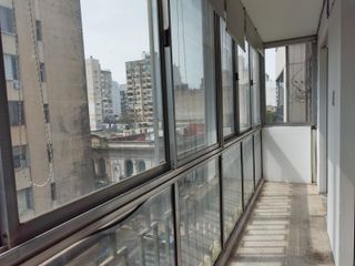 Foto 1 de Departamento en  alquiler 4 dormitorios Rosario Centro