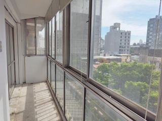 Foto 5 de Departamento en  alquiler 4 dormitorios Rosario Centro