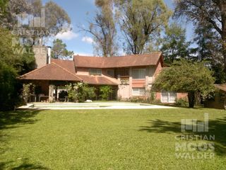 Foto 1 de Casa en venta 7 ambientes  - Ingeniero Maschwitz