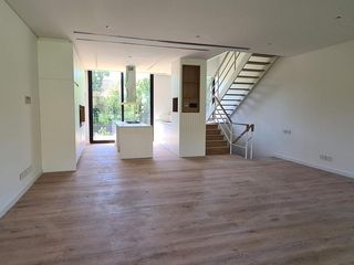 Foto 9 de Beccar - Casa con jardín propio en Condominio CASA 