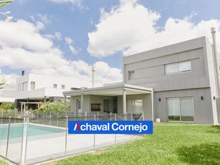 Foto 20 de Casa en venta en Vistas, Puertos (4 dormitorios, dependencia, jardin y pileta)
