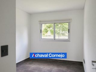 Foto 8 de Casa en venta en Vistas, Puertos (4 dormitorios, dependencia, jardin y pileta)