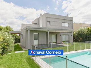 Foto 22 de Casa en venta en Vistas, Puertos (4 dormitorios, dependencia, jardin y pileta)