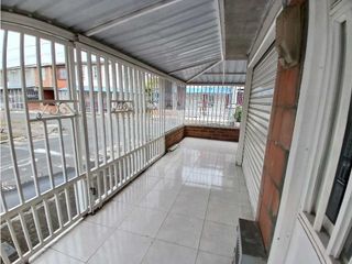Foto 15 de Se vende casa esquinera!