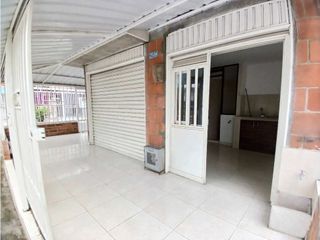Foto 13 de Se vende casa esquinera!