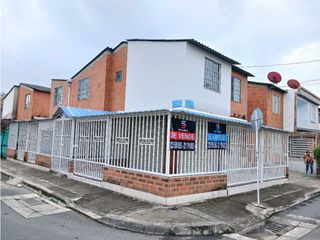 Foto 3 de Se vende casa esquinera!