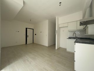 Foto 4 de Departamento 2 ambientes en alquiler en Gerli