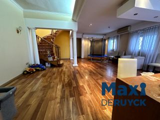 Foto 4 de Chalet a 4 cuadras de Plaza Conesa