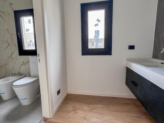 Foto 25 de Venta Casa - Los Castaños - Nordelta / Tigre
