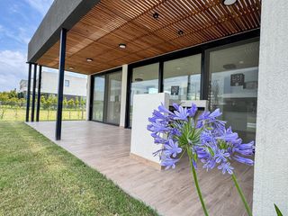 Foto 3 de Venta Casa - Los Castaños - Nordelta / Tigre