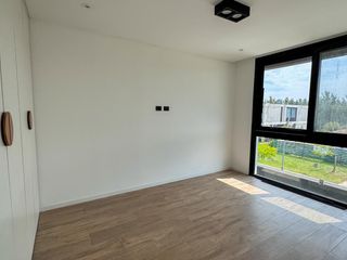Foto 21 de Venta Casa - Los Castaños - Nordelta / Tigre