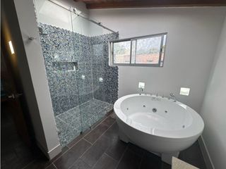 Foto 33 de SE VENDE CASA EN LA CEJA UNIDAD CERRADA 389 m2 MUY GRANDE TURCO 2 parq