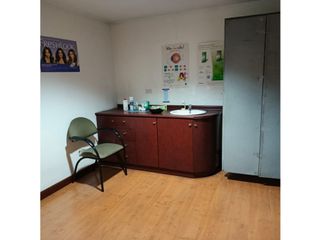 Foto 14 de La Colón, Local Comercial en Renta, 220m2, 6 Ambientes