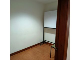 Foto 5 de La Colón, Local Comercial en Renta, 220m2, 6 Ambientes