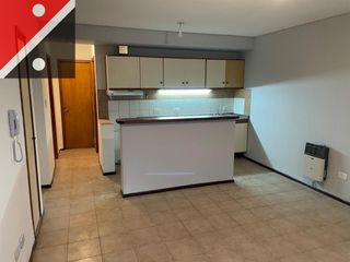 Foto 3 de Departamento en alquiler de 1 dormitorio c/ cochera en Godoy Cruz