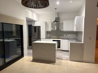 Foto 7 de Casa en alquiler en Ingeniero Maschwitz