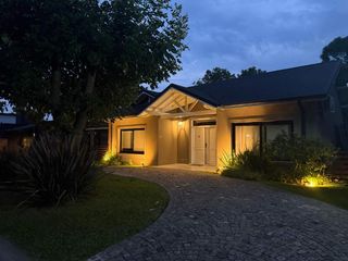 Foto 1 de Casa en alquiler en Ingeniero Maschwitz