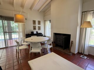 Foto 41 de Encantadora casa quinta a la venta en el prestigioso barrio La Araucaria| Lobos