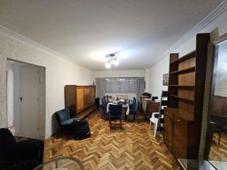 Foto 1 de Alquiler Departamento de 3 Ambientes mas Dependencia en Once