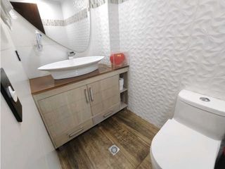 Foto 6 de Amplios Espacios Casa Envig las brujas 6 alcobas !!300m2💰1630 Mill.
