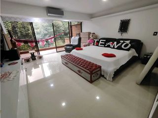 Foto 7 de Amplios Espacios Casa Envig las brujas 6 alcobas !!300m2💰1630 Mill.