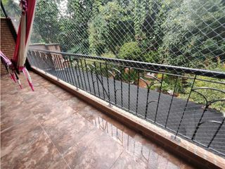 Foto 8 de Amplios Espacios Casa Envig las brujas 6 alcobas !!300m2💰1630 Mill.