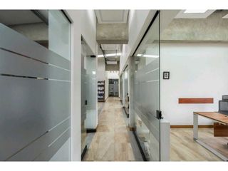 Foto 3 de Oficicina en Venta de 690M2 de 3 Niveles en Prado Veraniego Bogota.