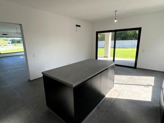Foto 25 de Casa a estrenar en venta en barrio cerrado San Matias - Escobar