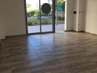 Foto 8 de Oficina en  Alquiler